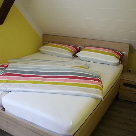 Dutenhofen Gaestehaus Bachmann מראה חיצוני תמונה