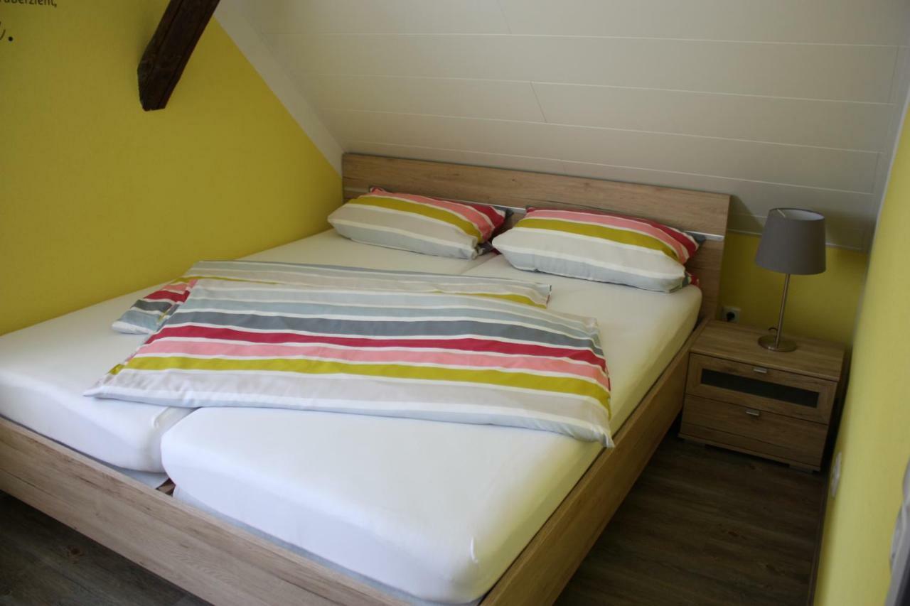 Dutenhofen Gaestehaus Bachmann מראה חיצוני תמונה